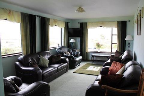 Decourcey'S Hazelbrook Farmhouse B&B Cleggan Екстериор снимка